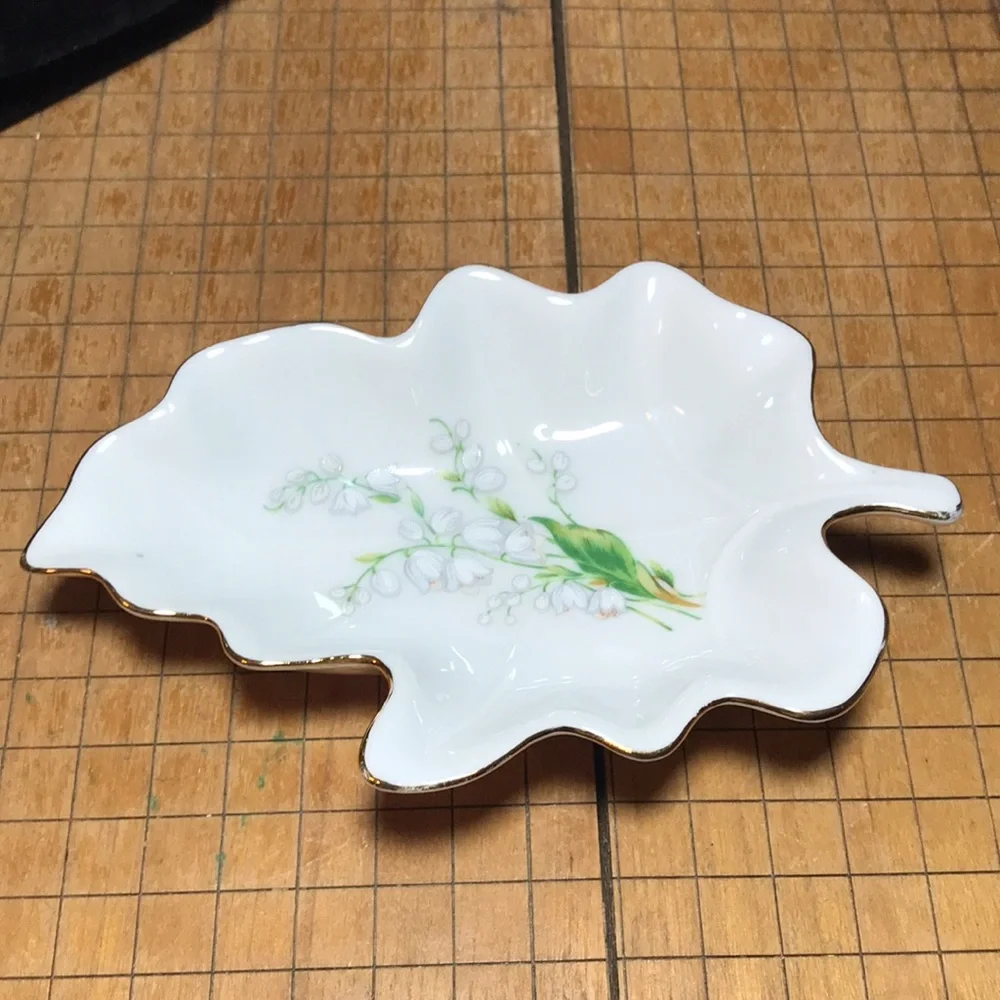 Lefton China 3 Dishes Lily of the Valley Leaf, Dogwood Tray Shape, Floral Design